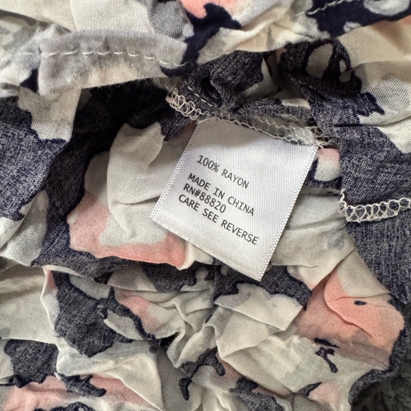 Women's Navy Floral Blouse 3X, Plus Size, Saint Tropez West - Picture 8 of 9